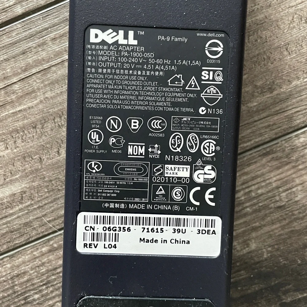 Dell Inspiron 1100 Laptop (WORKS PERFECTLY!)